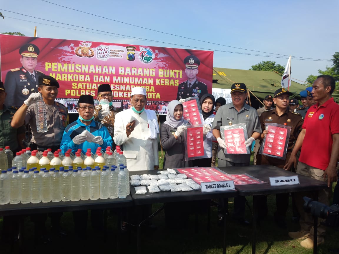 gambar utama