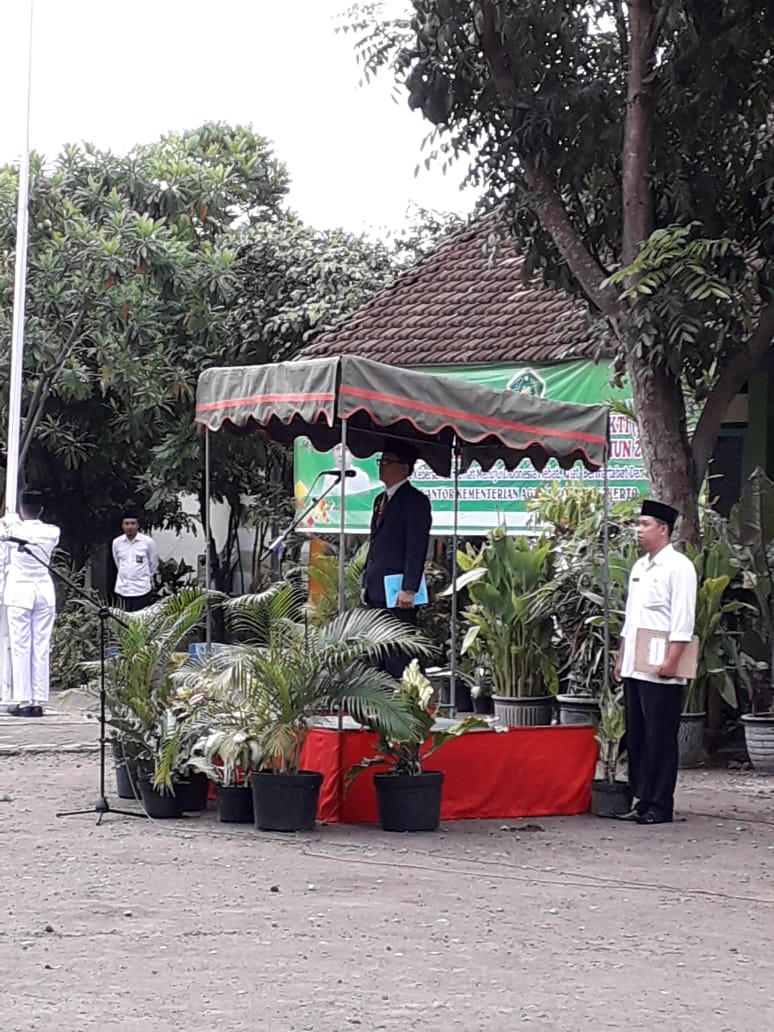 gambar utama