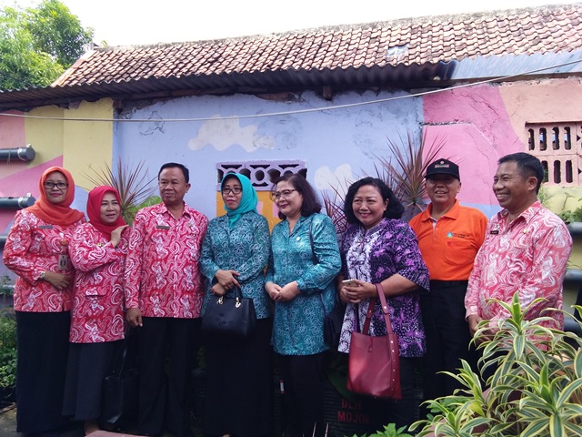 gambar utama
