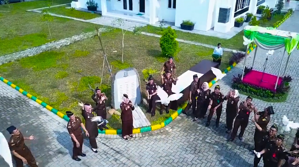 gambar utama