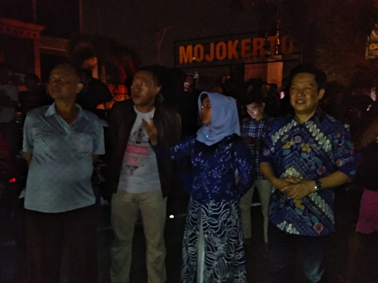 gambar utama