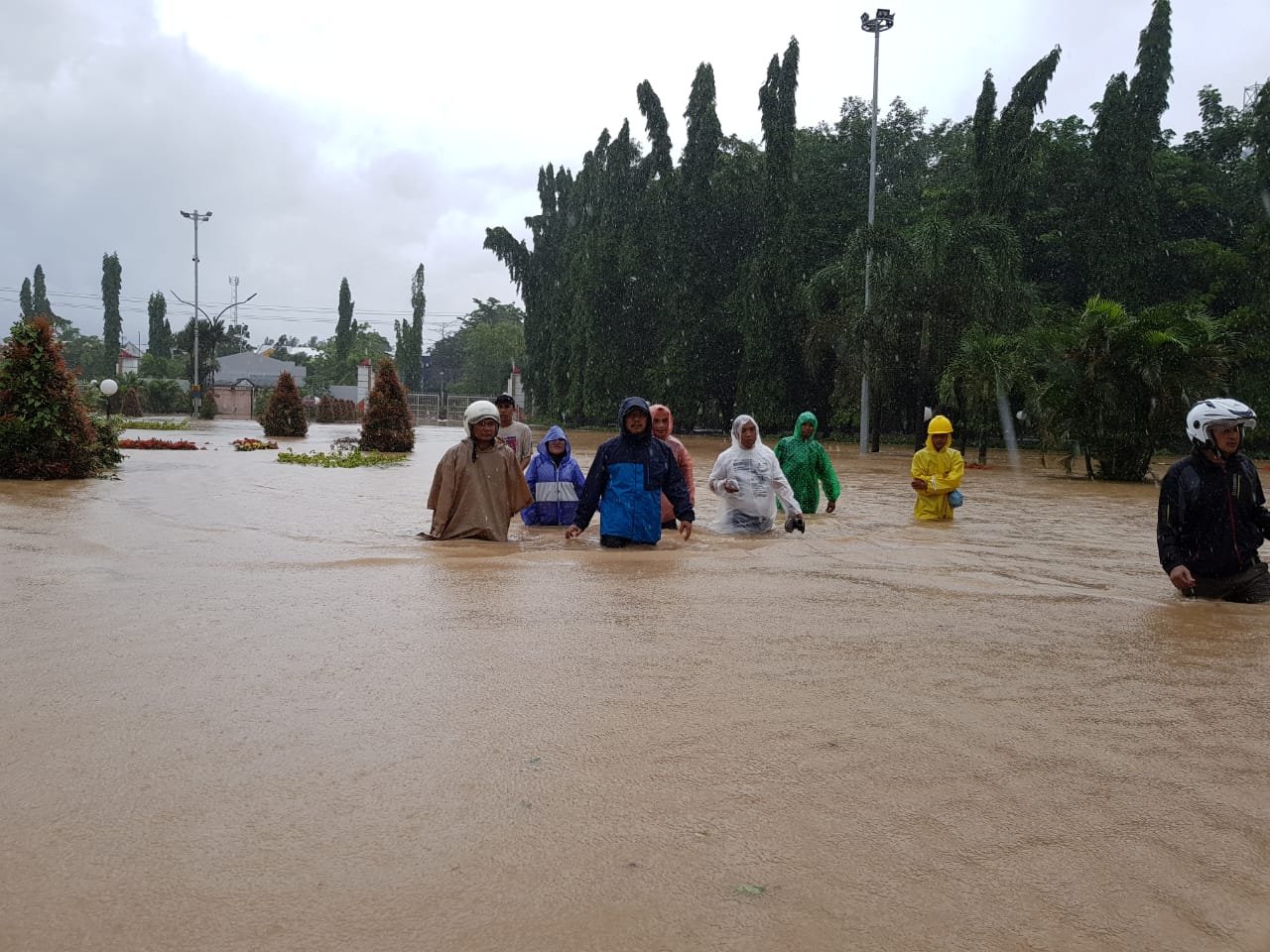 gambar utama