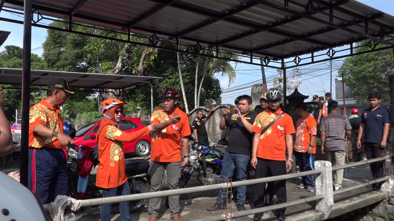 gambar utama