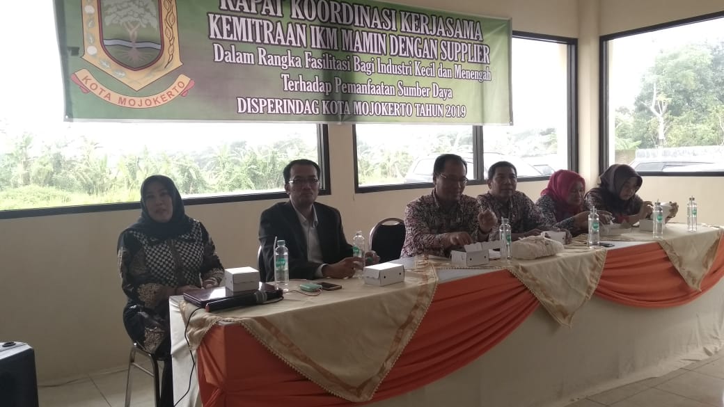 gambar utama
