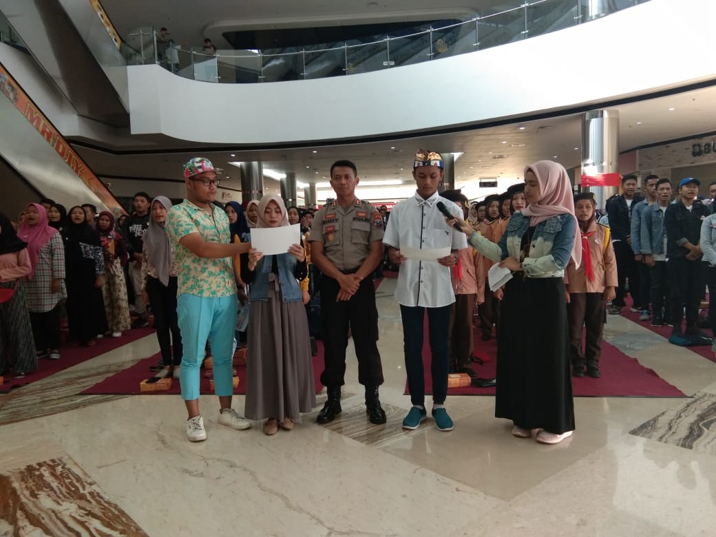 gambar utama