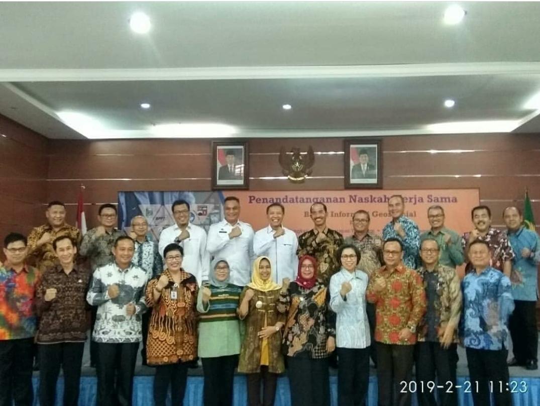 gambar utama