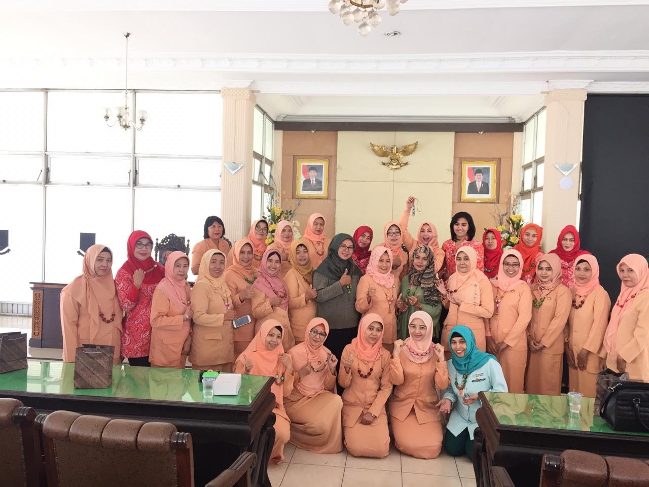 gambar utama