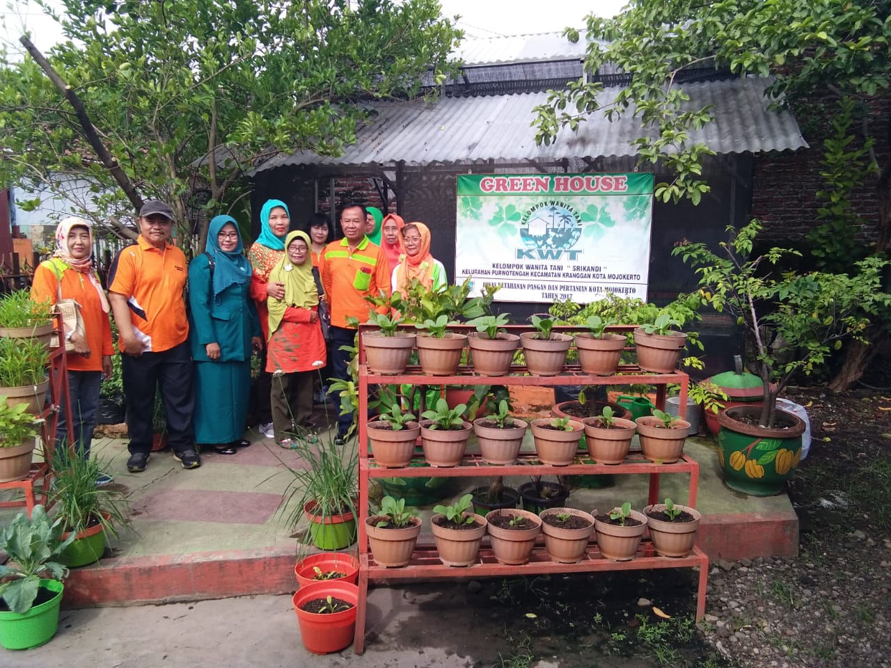 gambar utama