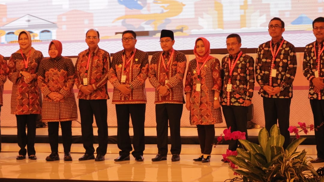 gambar utama