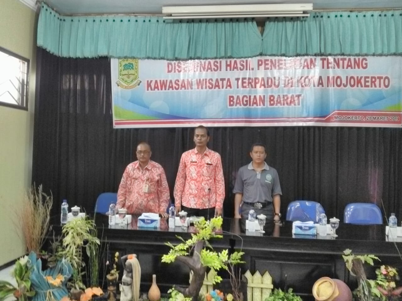gambar utama