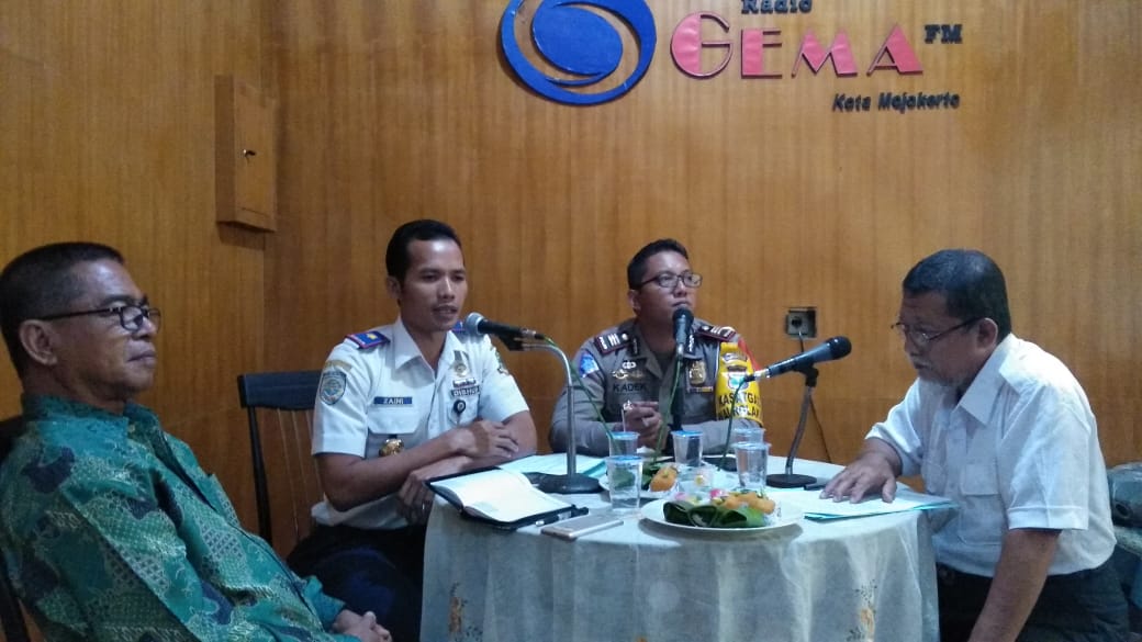 gambar utama