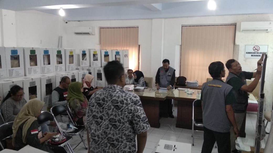 gambar utama