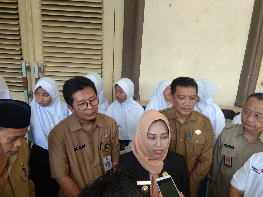 gambar utama
