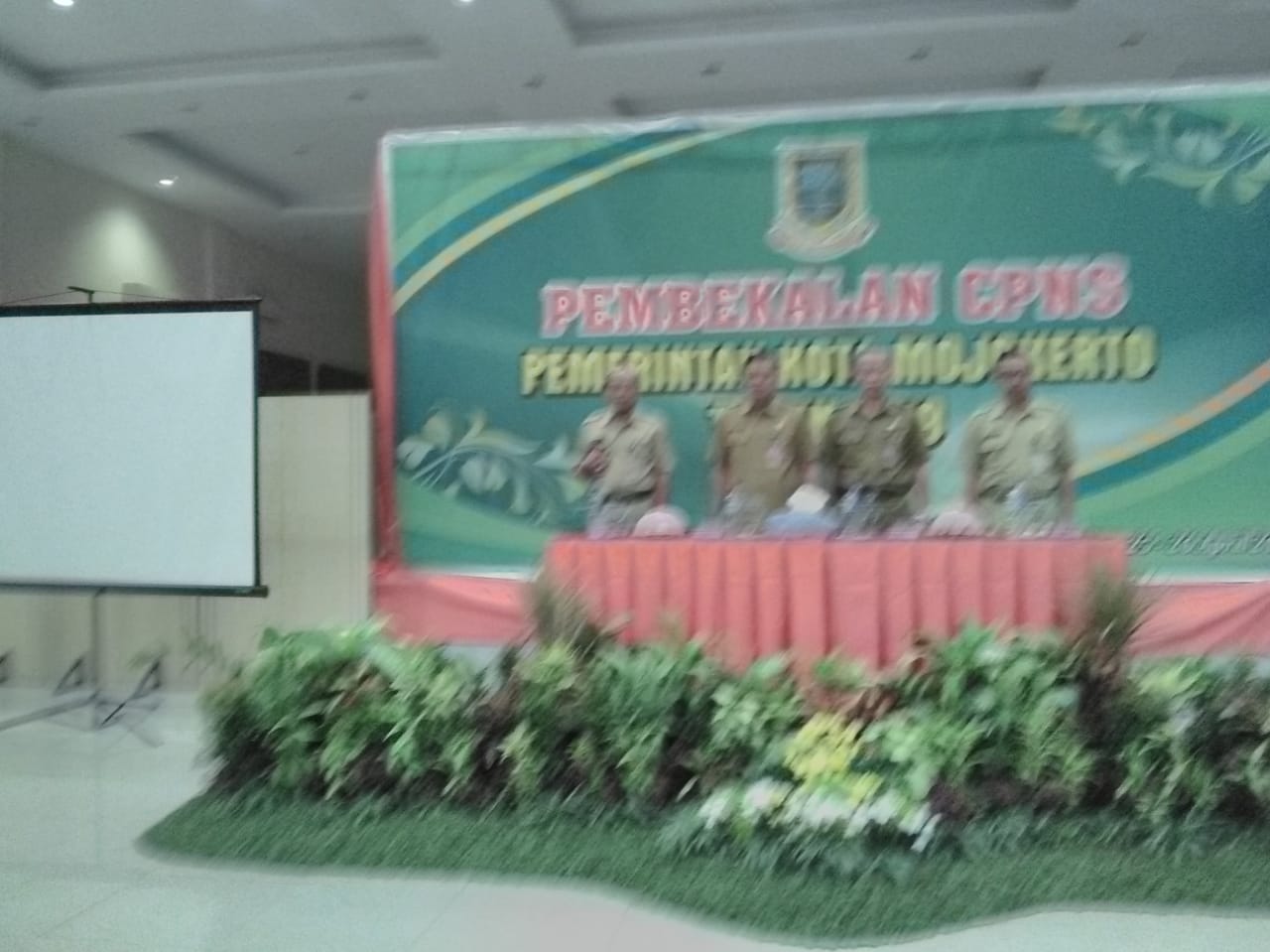 gambar utama