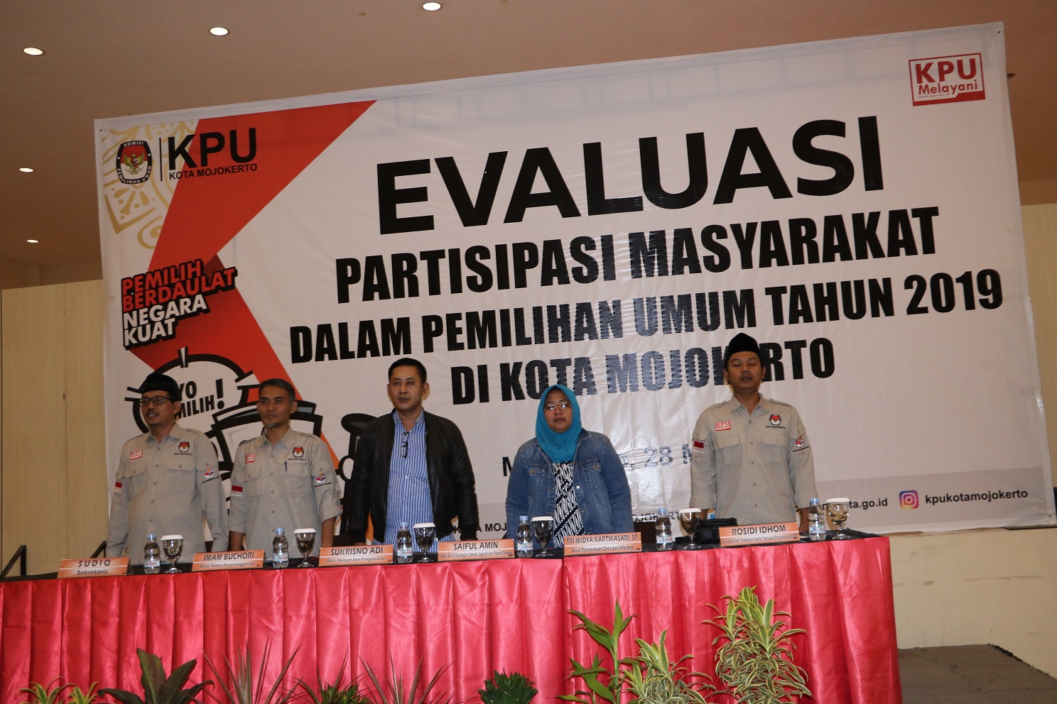 gambar utama