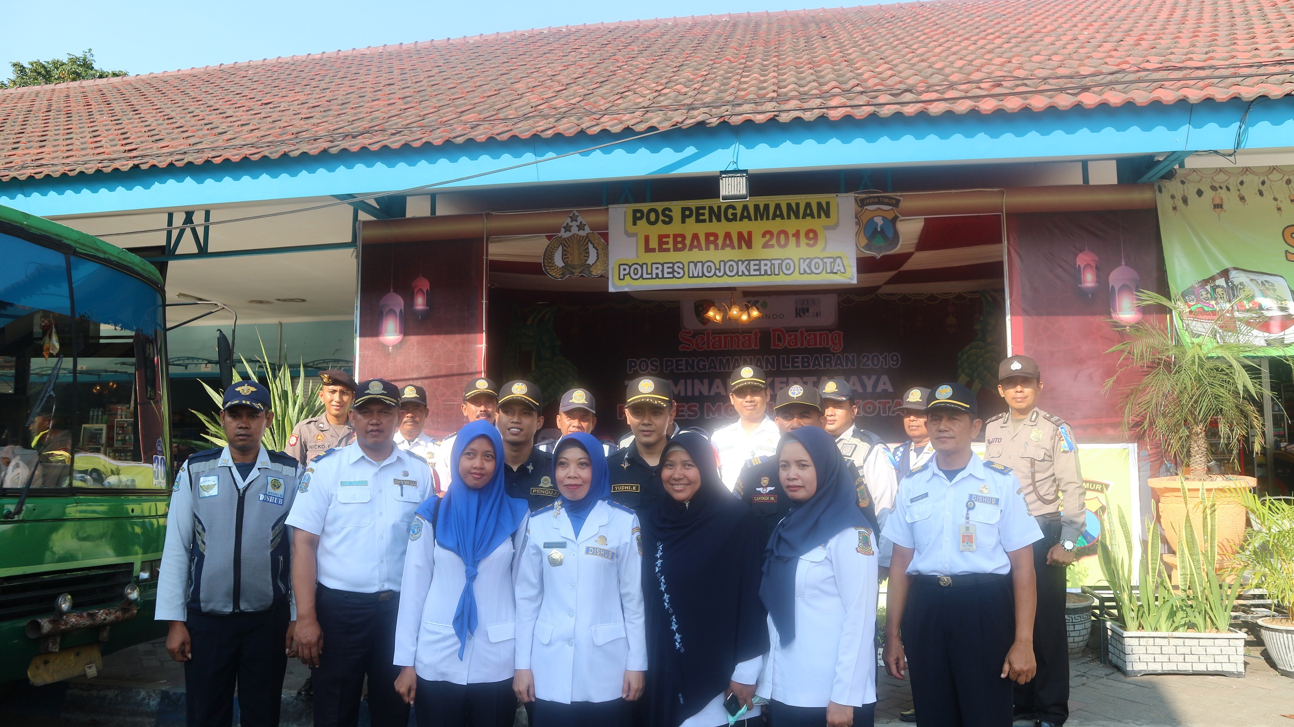 gambar utama