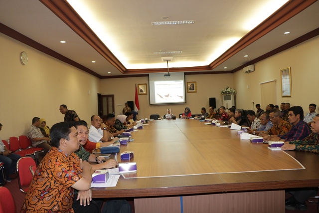gambar utama