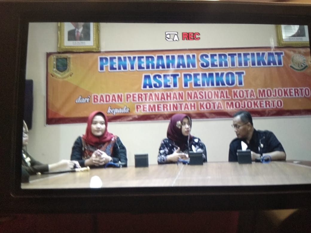 gambar utama