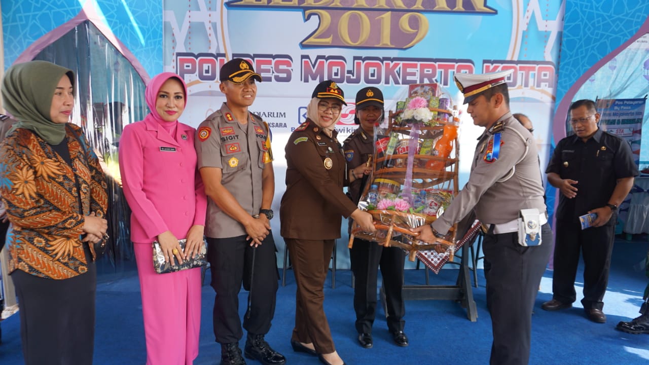 gambar utama