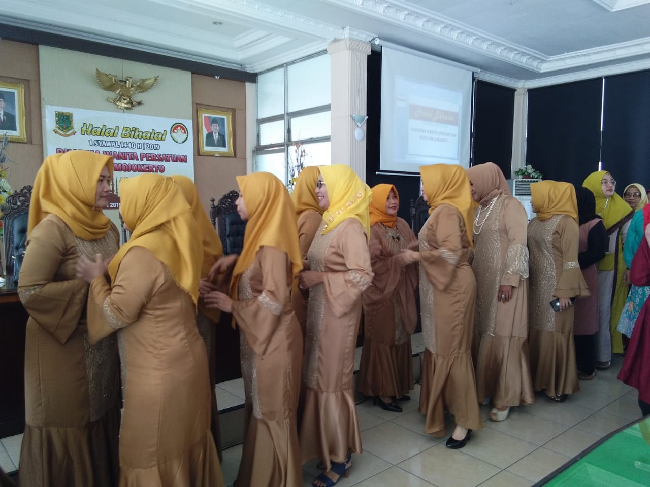 gambar utama