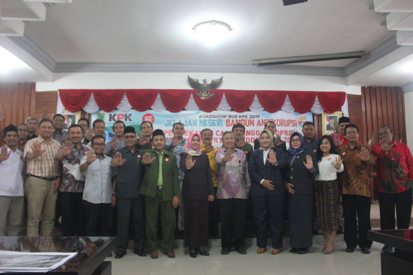 gambar utama