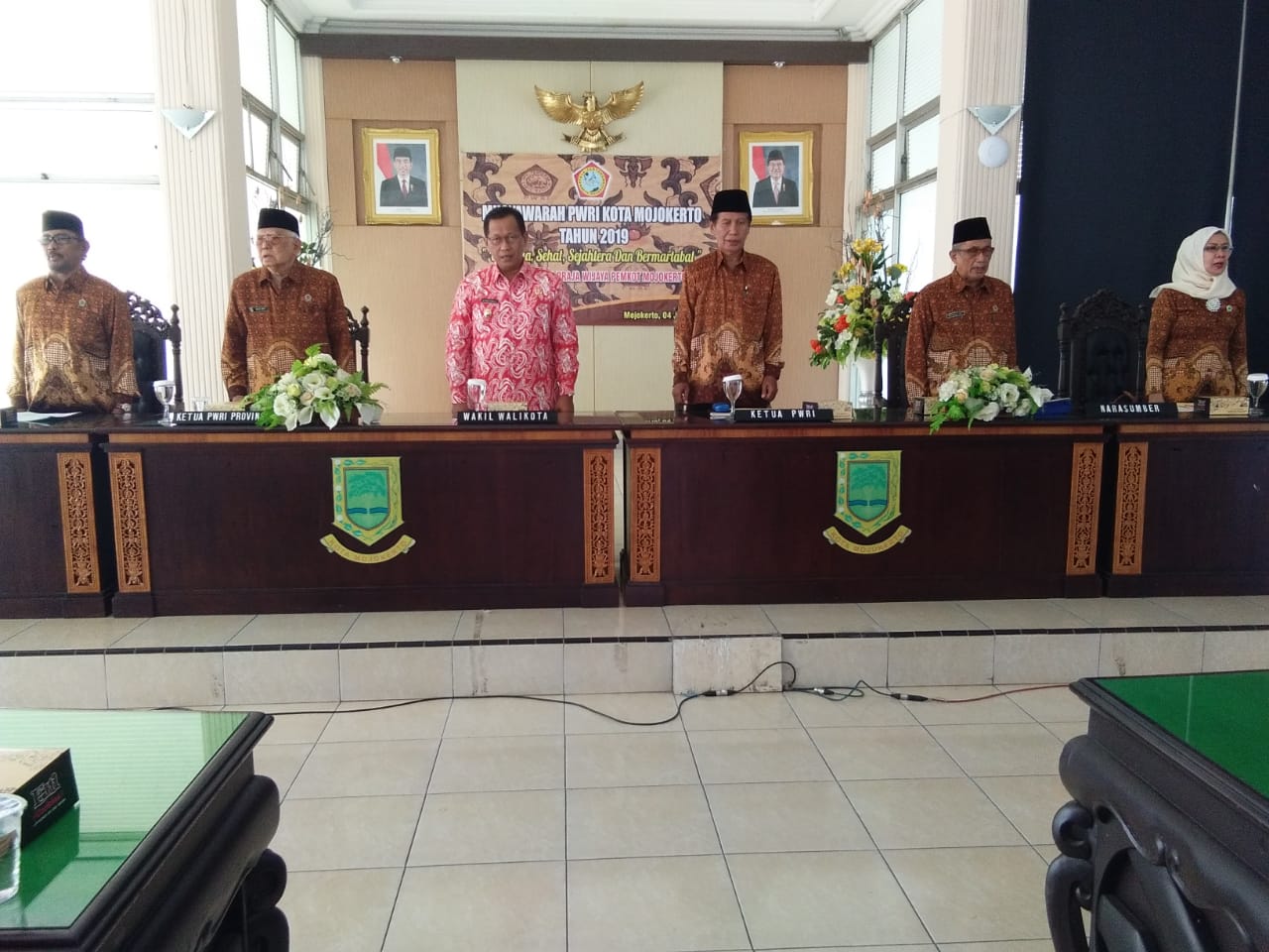 gambar utama