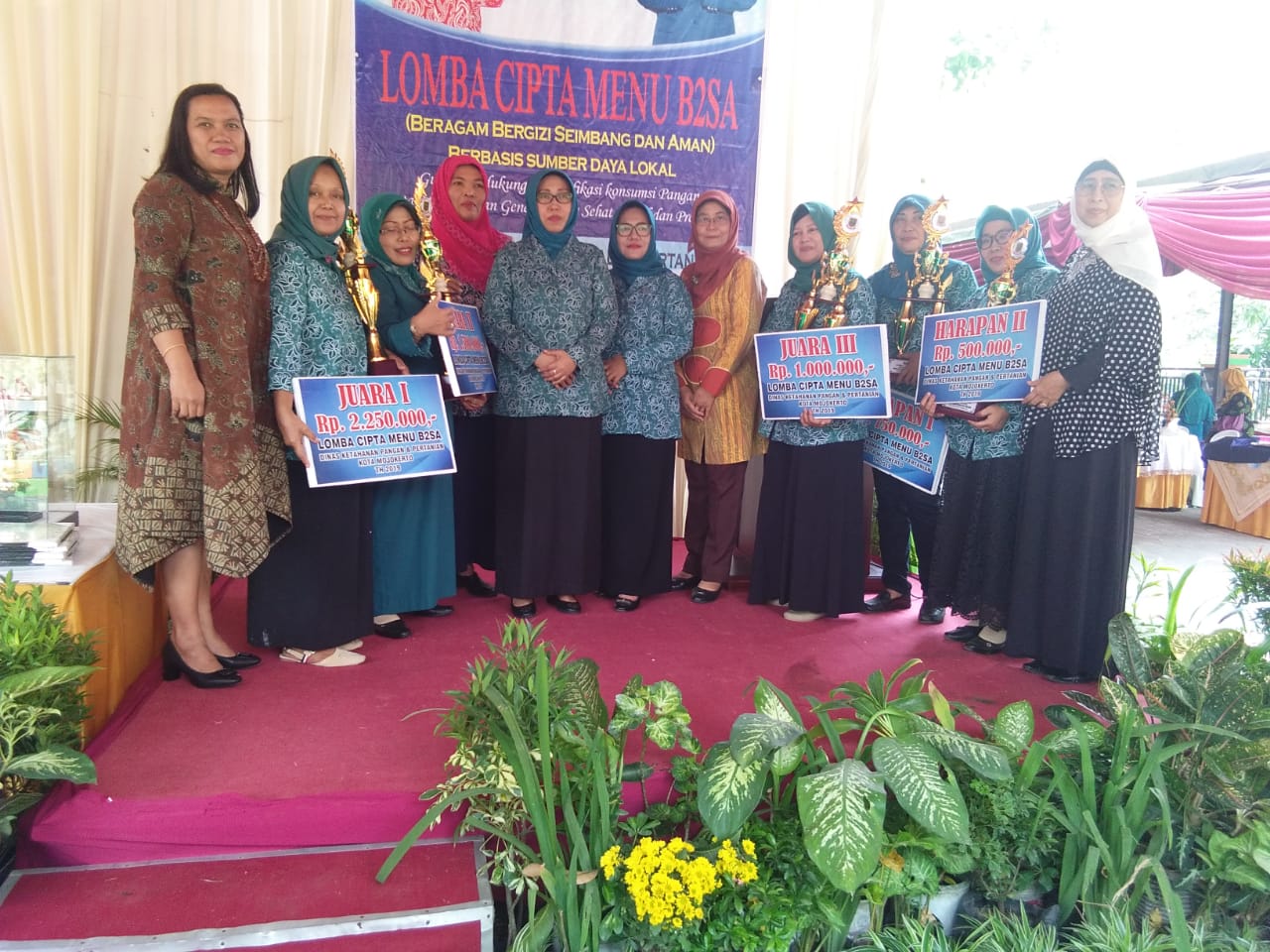gambar utama