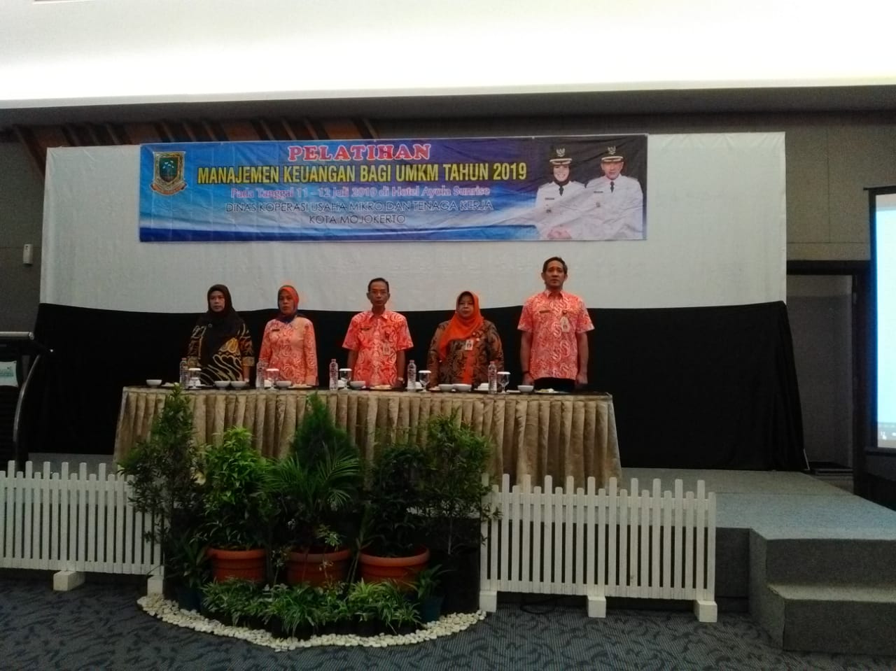 gambar utama