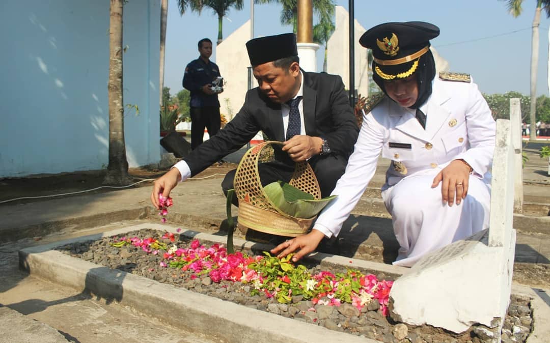 gambar utama