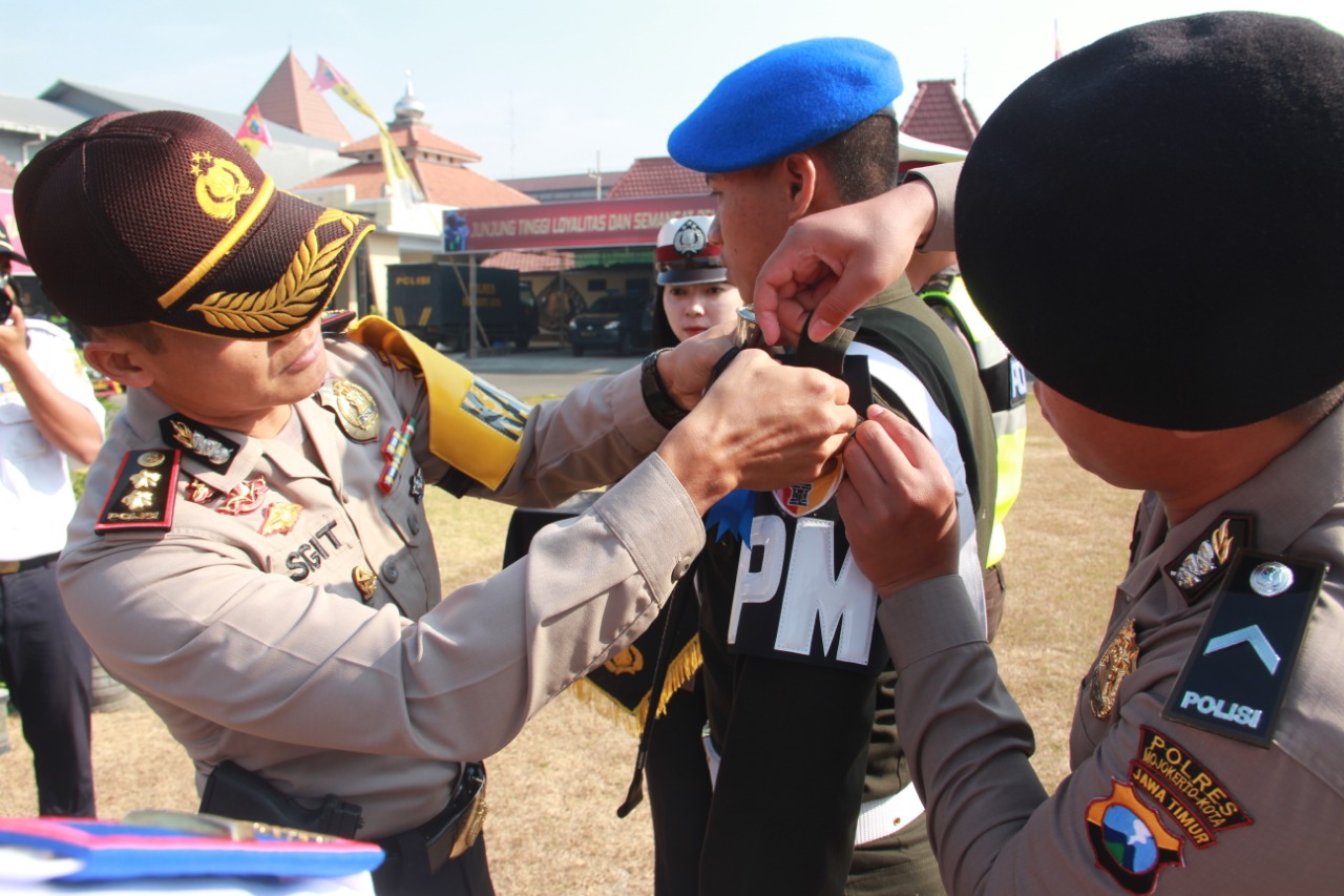 gambar utama