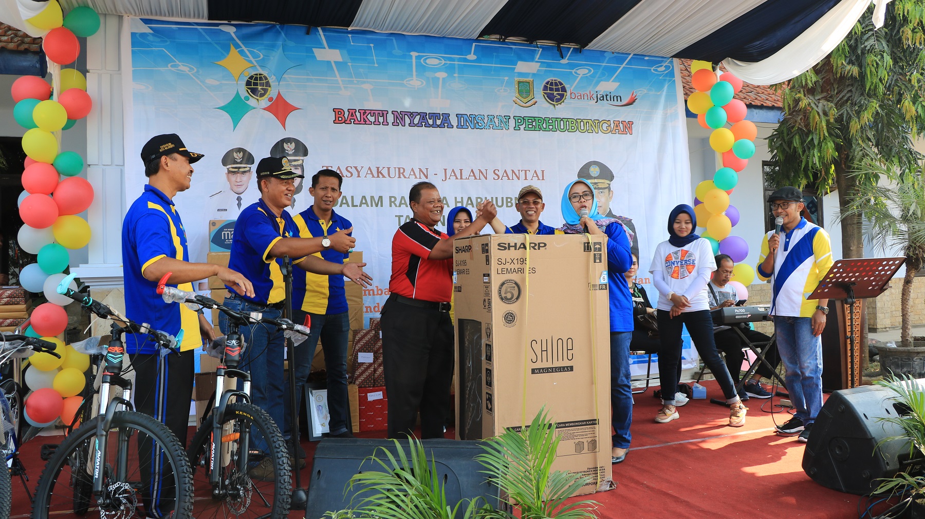 gambar utama