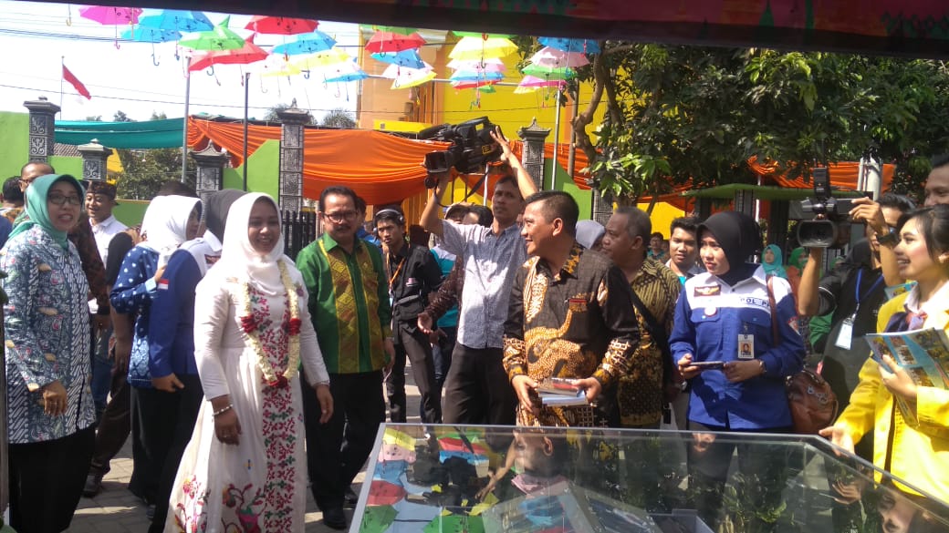 gambar utama
