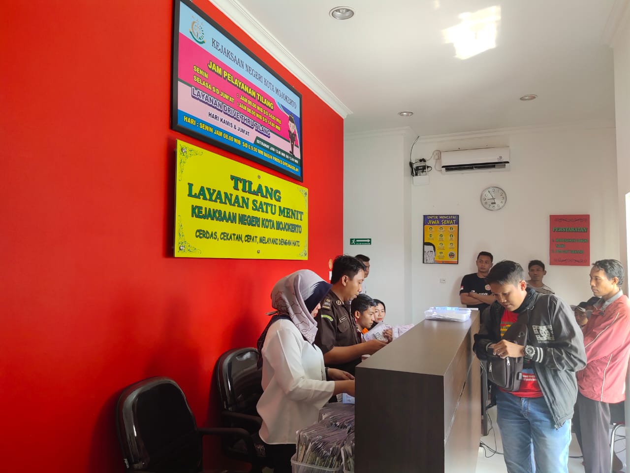 gambar utama