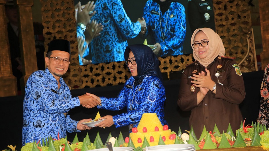 gambar utama