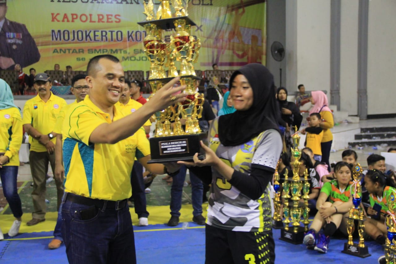 gambar utama