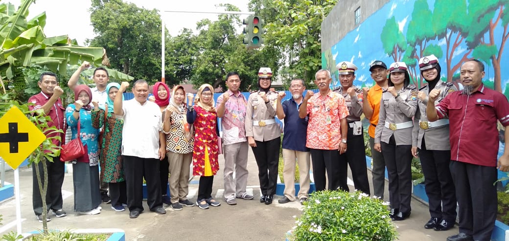 gambar utama