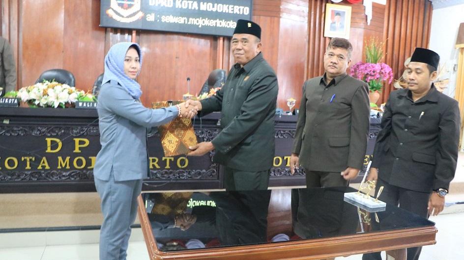 gambar utama