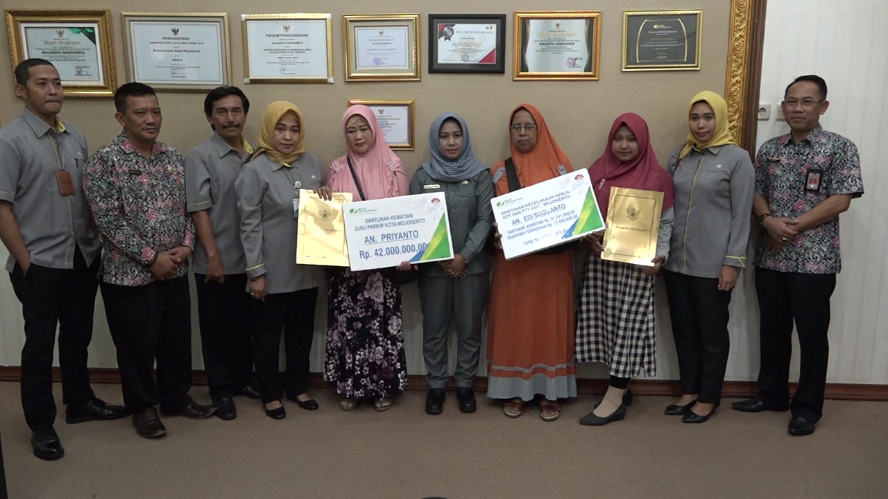 gambar utama