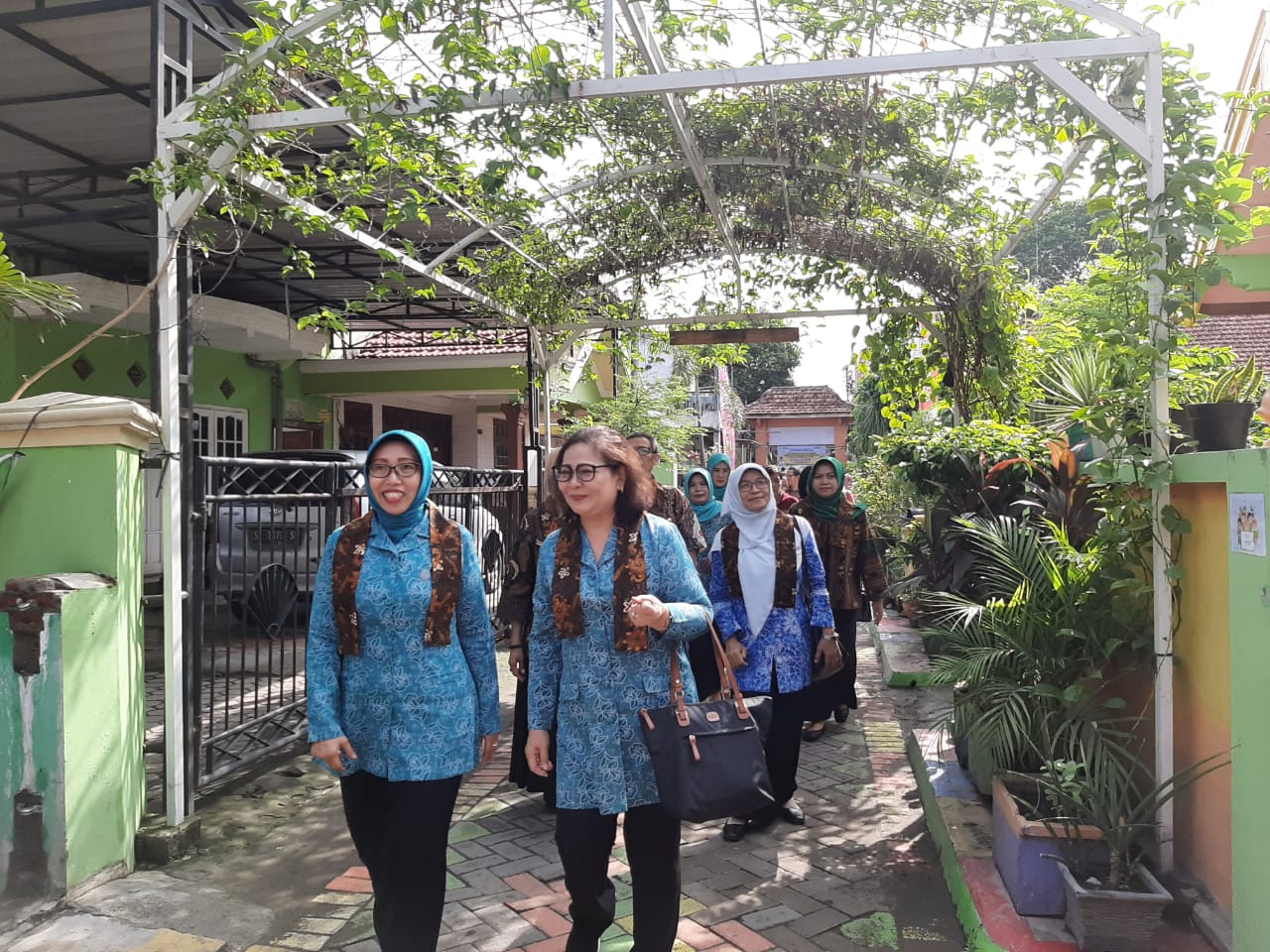 gambar utama