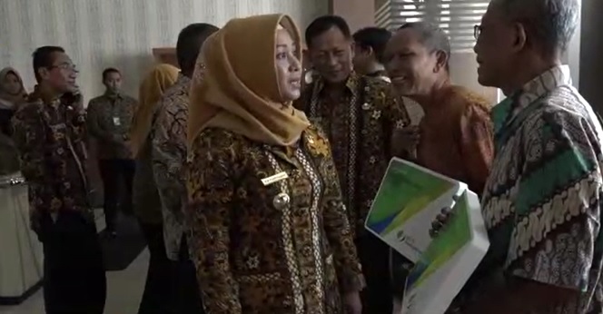 gambar utama