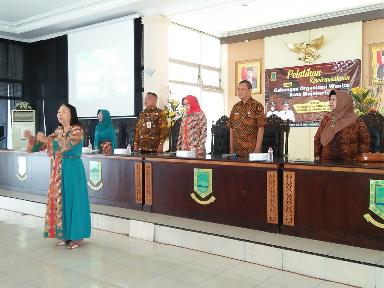 gambar utama