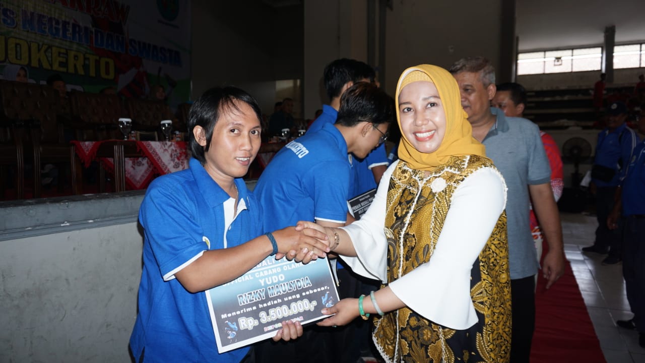gambar utama