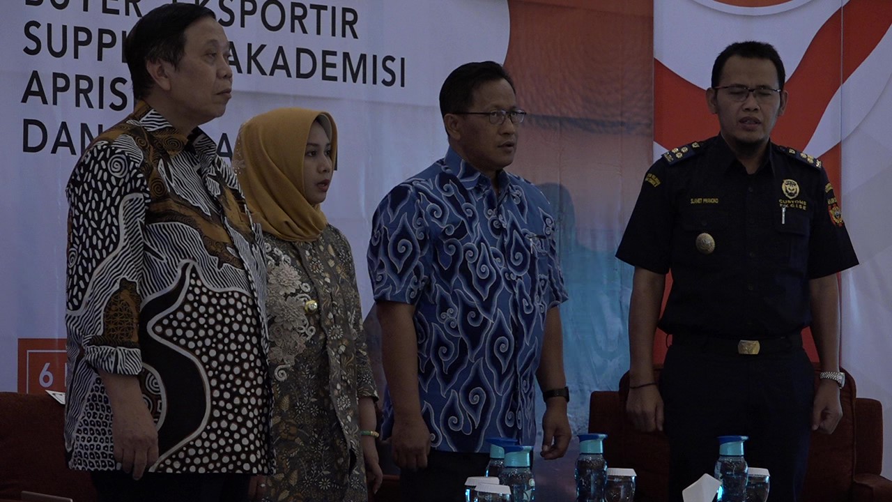 gambar utama