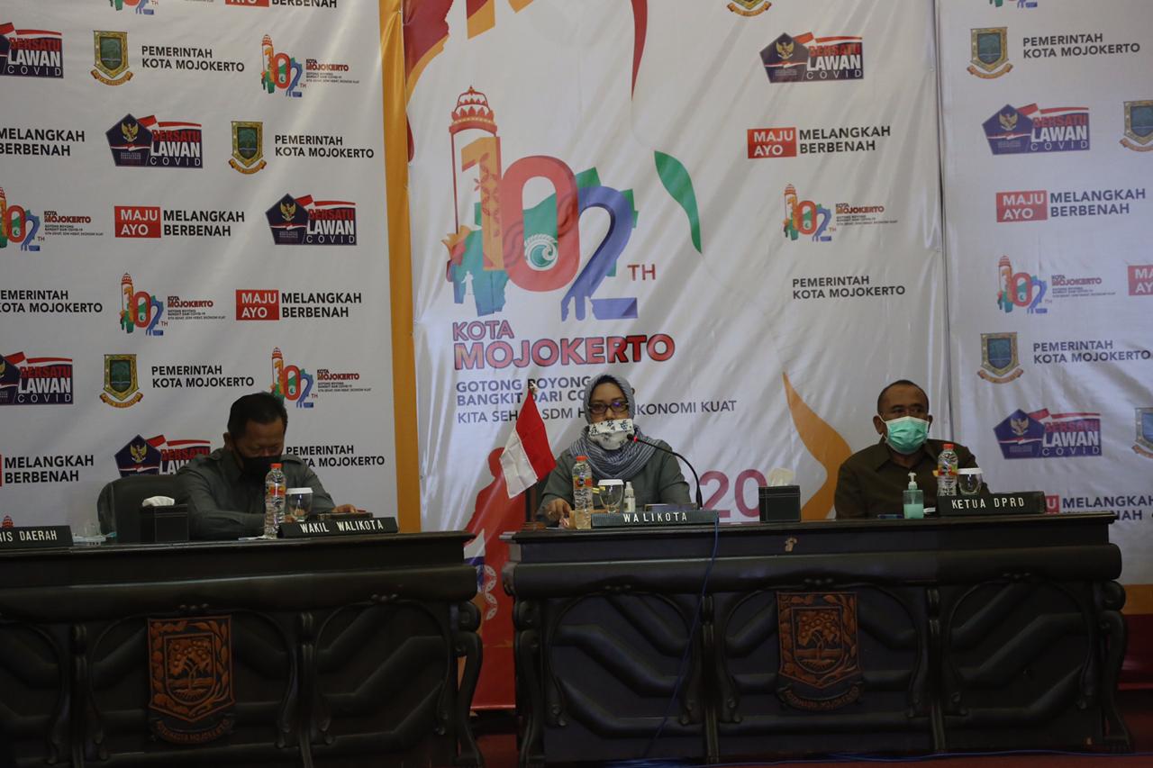 gambar utama