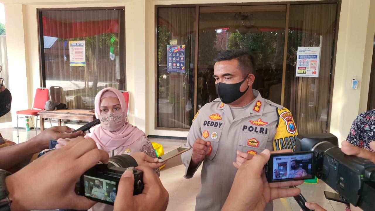 gambar utama