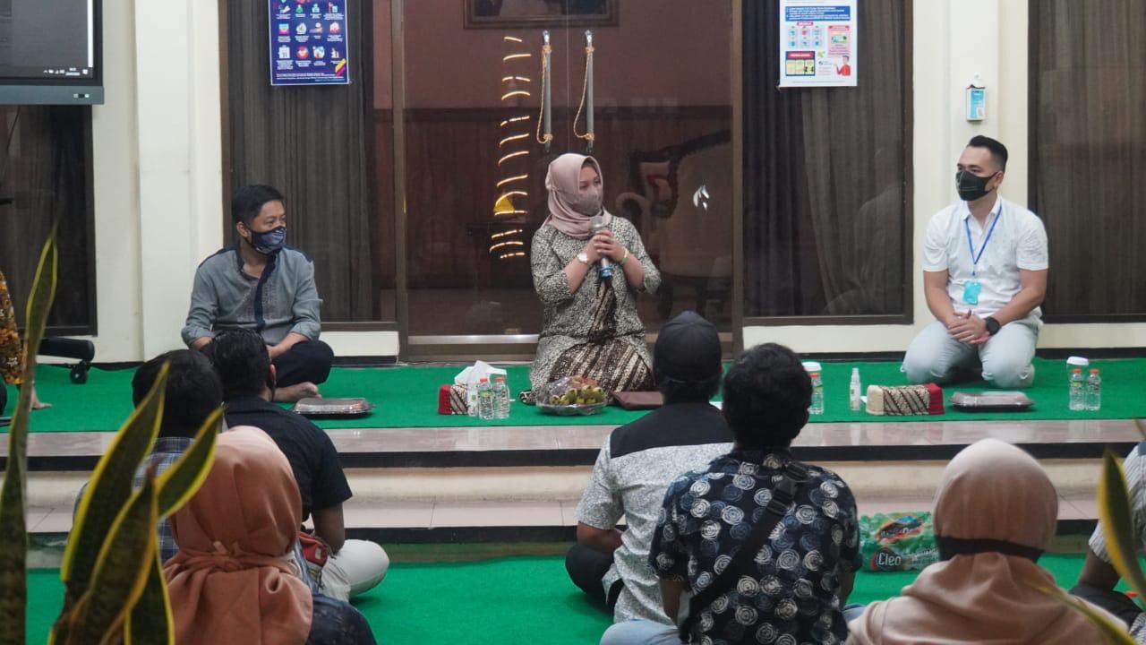 gambar utama