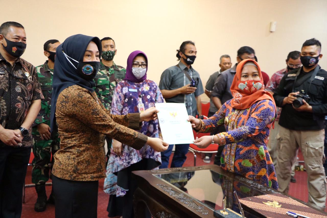 gambar utama