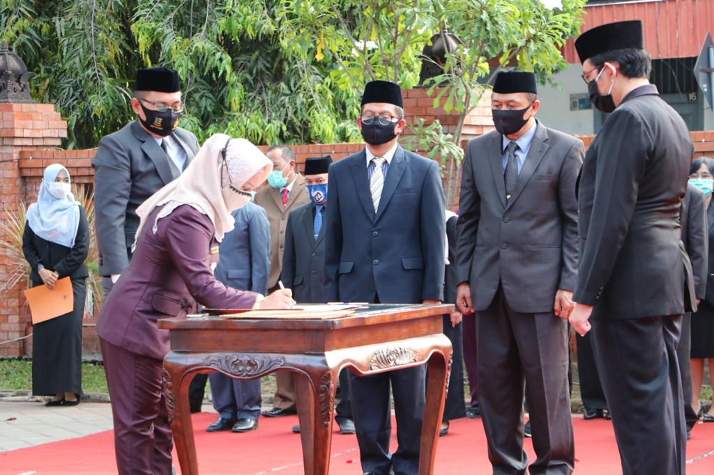 gambar utama