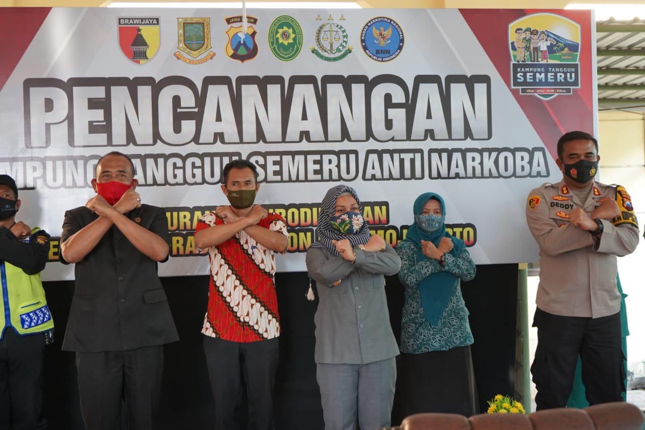 gambar utama