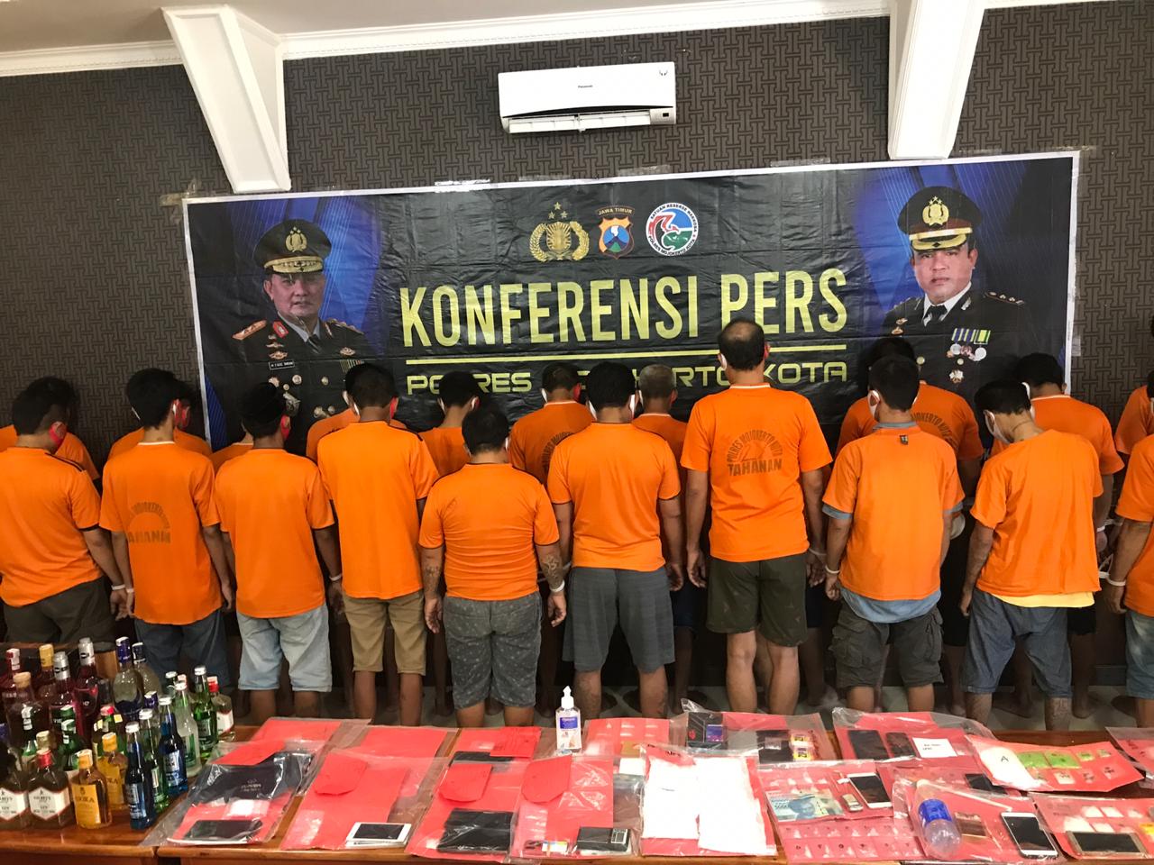 gambar utama